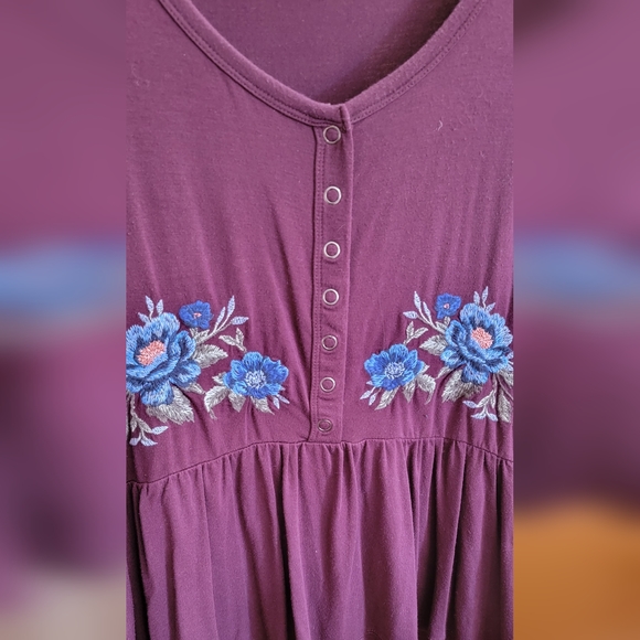 AMERICAN EAGLE Soft and Sexy Blouse Plum - Picture 6 of 7